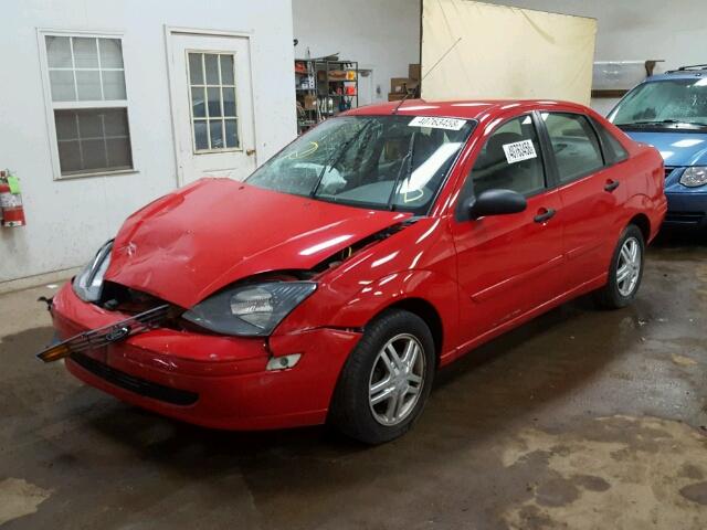 1FAFP38ZX4W121881 - 2004 FORD FOCUS ZTS RED photo 2