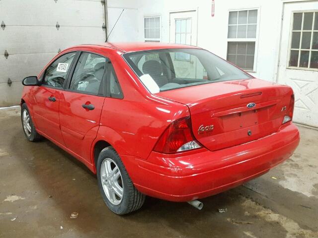 1FAFP38ZX4W121881 - 2004 FORD FOCUS ZTS RED photo 3