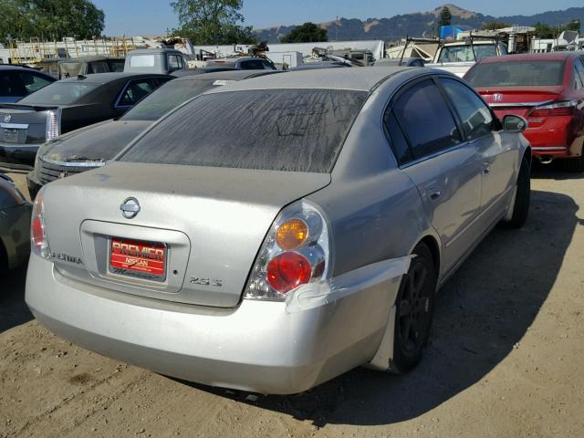 1N4AL11DX2C214830 - 2002 NISSAN ALTIMA BAS SILVER photo 4