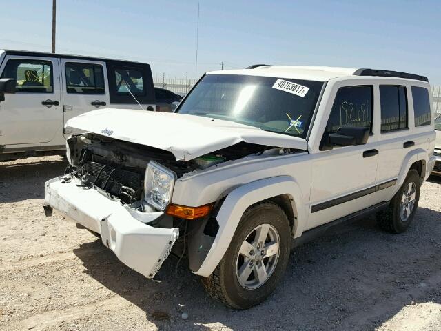 1J8HG48KX6C345922 - 2006 JEEP COMMANDER WHITE photo 2