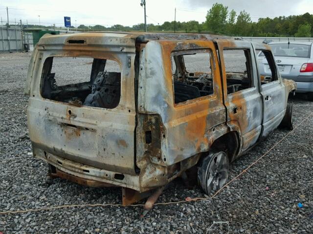 1J8HG48K56C343057 - 2006 JEEP COMMANDER BURN photo 4