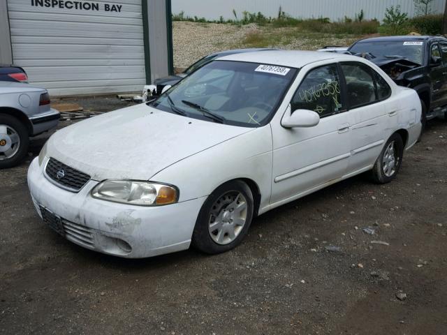 3N1CB51D3YL347569 - 2000 NISSAN SENTRA BAS WHITE photo 2