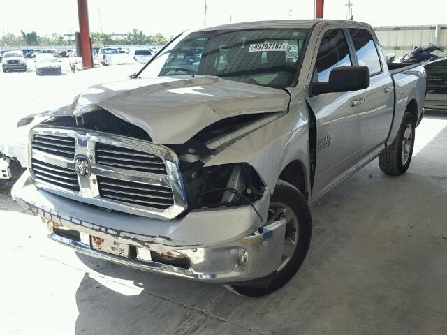 1C6RR6LT8FS750711 - 2015 RAM 1500 SLT SILVER photo 2