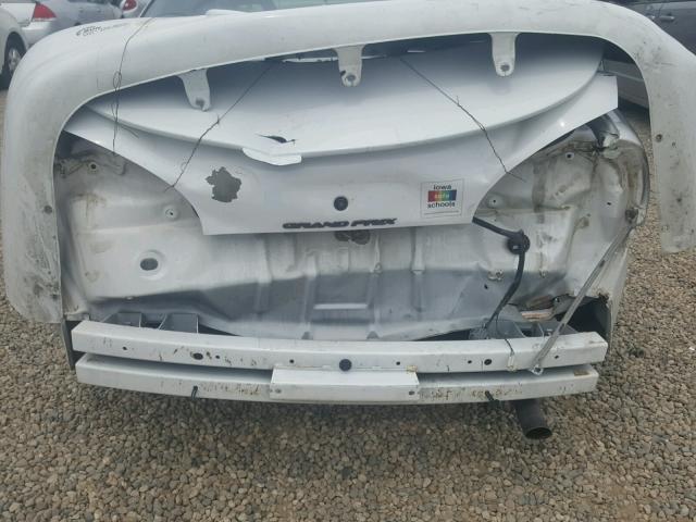 1G2WK52J41F101374 - 2001 PONTIAC GRAND PRIX WHITE photo 9