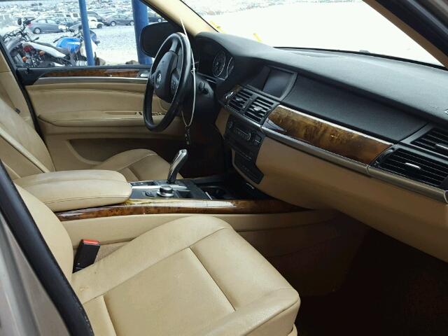 5UXFE43539L264799 - 2009 BMW X5 XDRIVE3 GOLD photo 5