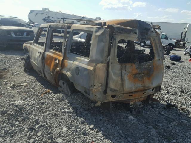 1J4RH5GTXAC109542 - 2010 JEEP COMMANDER Yanmış foto 3