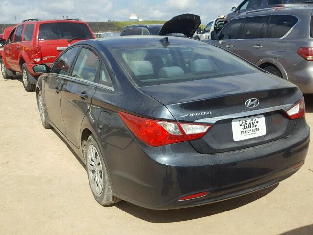 5NPEB4AC0DH597885 - 2013 HYUNDAI SONATA BLUE photo 3