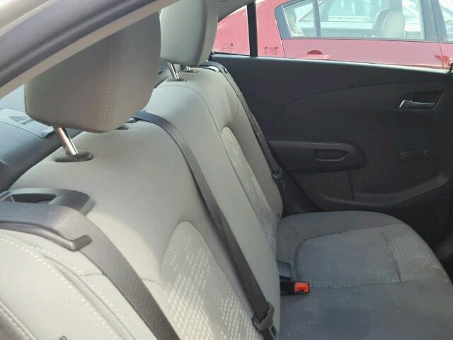 1G1JA5SH1D4250596 - 2013 CHEVROLET SONIC LS 银色 照片 6