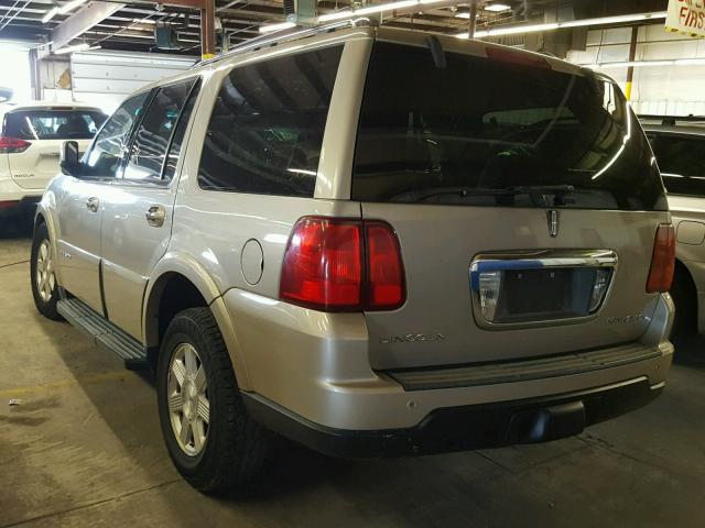 5LMFU28515LJ09799 - 2005 LINCOLN NAVIGATOR ოქროსფერი ფოტო 3