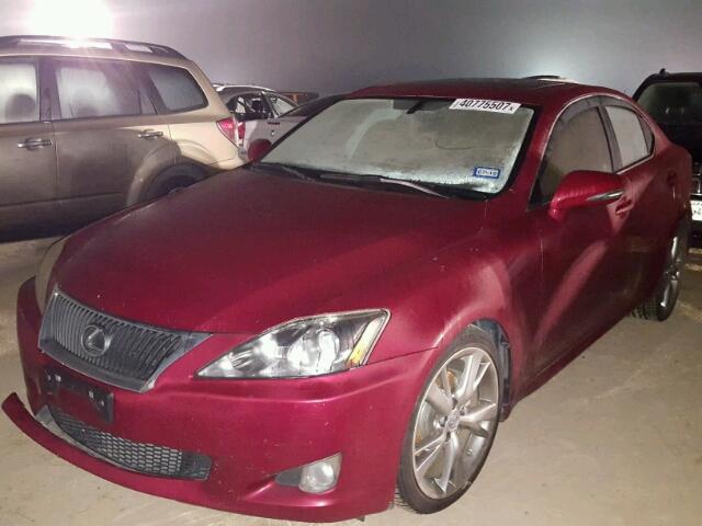 JTHBF5C20A5118604 - 2010 LEXUS IS RED photo 2