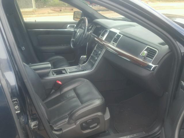1LNHM94R69G612191 - 2009 LINCOLN MKS BLUE photo 5