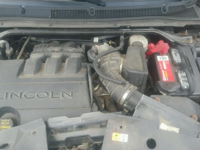 1LNHM94R69G612191 - 2009 LINCOLN MKS BLUE photo 9