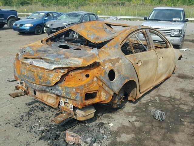 2G4GN5EX2F9297107 - 2015 BUICK REGAL BURN photo 4