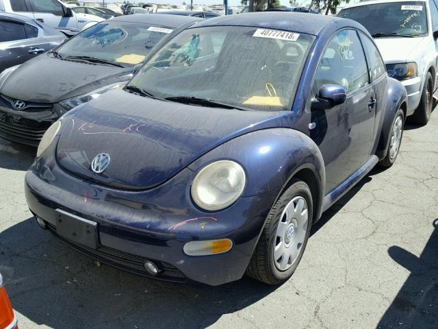 3VWCK21C82M409159 - 2002 VOLKSWAGEN NEW BEETLE ლურჯი ფოტო 2