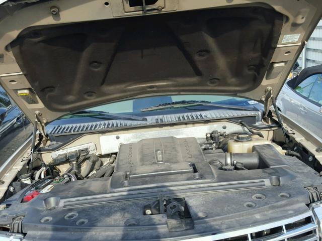 5LMFU27538LJ16713 - 2008 LINCOLN NAVIGATOR 金色 照片 7