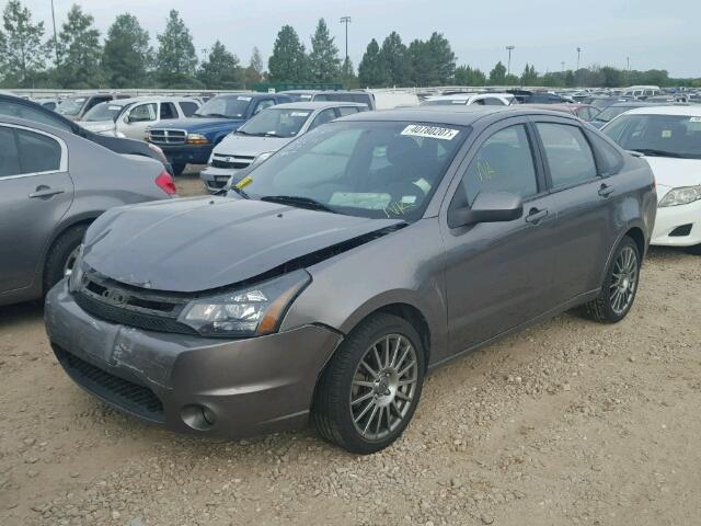 1FAHP3GN3BW190089 - 2011 FORD FOCUS GRAY photo 2