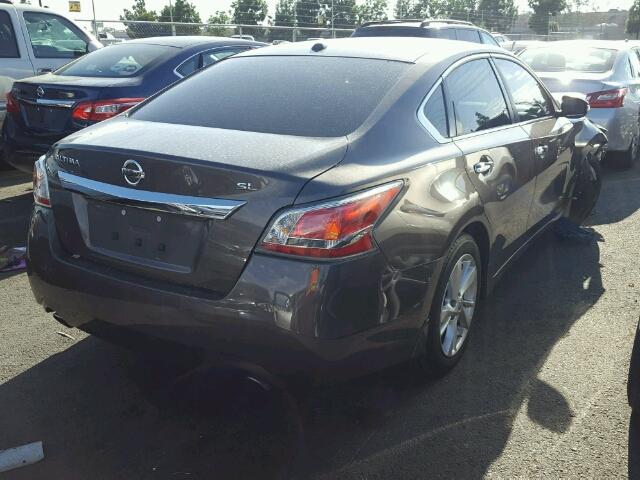 1N4AL3AP8FC494419 - 2015 NISSAN ALTIMA 2.5 BROWN photo 4