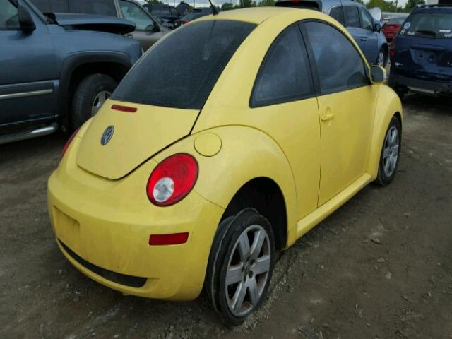 3VWRW31C07M519389 - 2007 VOLKSWAGEN NEW BEETLE YELLOW photo 4