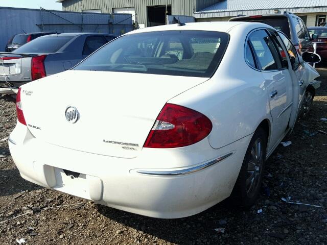 2G4WD582681267964 - 2008 BUICK LACROSSE C WHITE photo 4