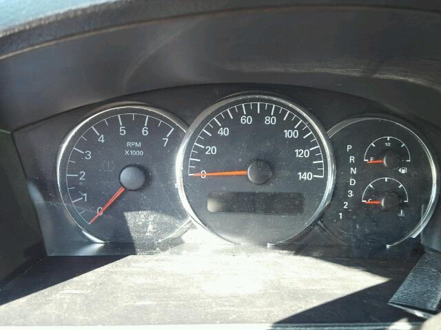 2G4WD582681267964 - 2008 BUICK LACROSSE C WHITE photo 8