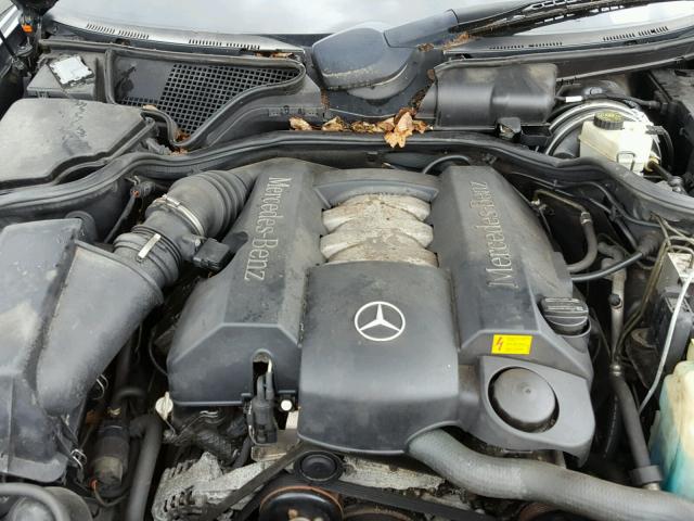 WDBJH82J72X067026 - 2002 MERCEDES-BENZ E 320 4MAT GRAY photo 7