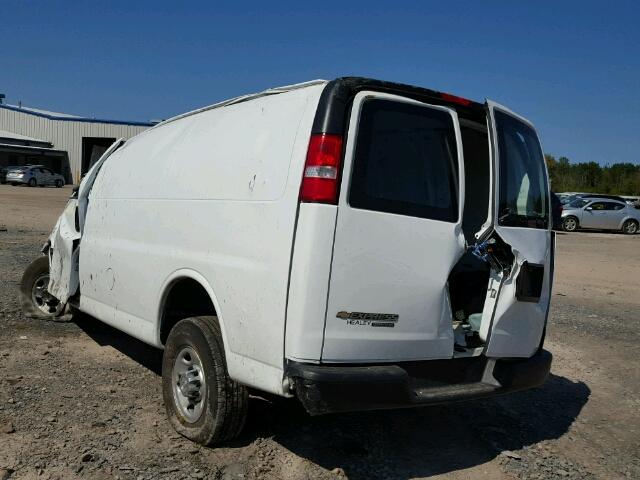 1GCWGAFFXG1173293 - 2016 CHEVROLET EXPRESS G2 WHITE photo 3