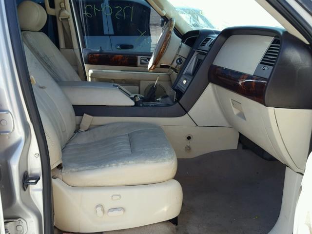 5LMFU27RX3LJ33875 - 2003 LINCOLN NAVIGATOR Złoty zdjęcie 5