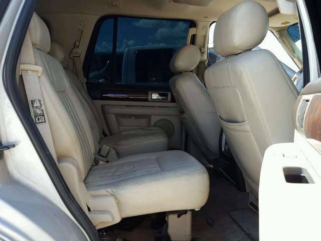 5LMFU27RX3LJ33875 - 2003 LINCOLN NAVIGATOR Złoty zdjęcie 6