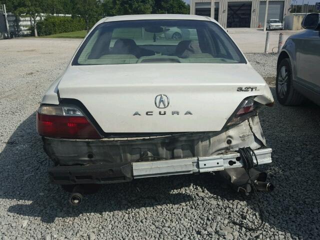 19UUA56652A045036 - 2002 ACURA 3.2 TL WHITE photo 9