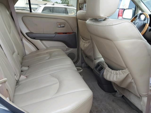 JTJGF10U010094787 - 2001 LEXUS RX 300 GOLD photo 6