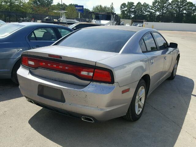 2C3CDXBG9EH168926 - 2014 DODGE CHARGER SE GRAY photo 4
