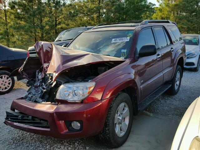 JTEZU14R978072798 - 2007 TOYOTA 4RUNNER SR RED photo 2