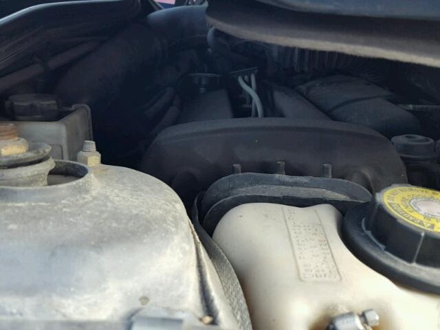 1G8ZR12752Z274364 - 2002 SATURN SC2 BLUE photo 7