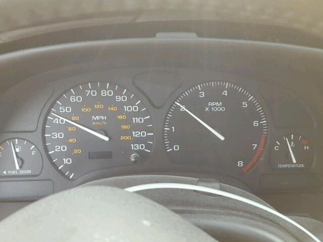 1G8ZR12752Z274364 - 2002 SATURN SC2 BLUE photo 8