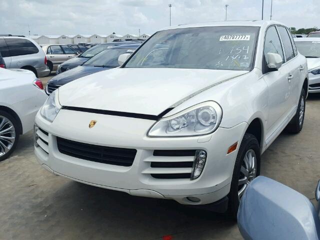 WP1AA29P38LA06901 - 2008 PORSCHE CAYENNE WHITE photo 2