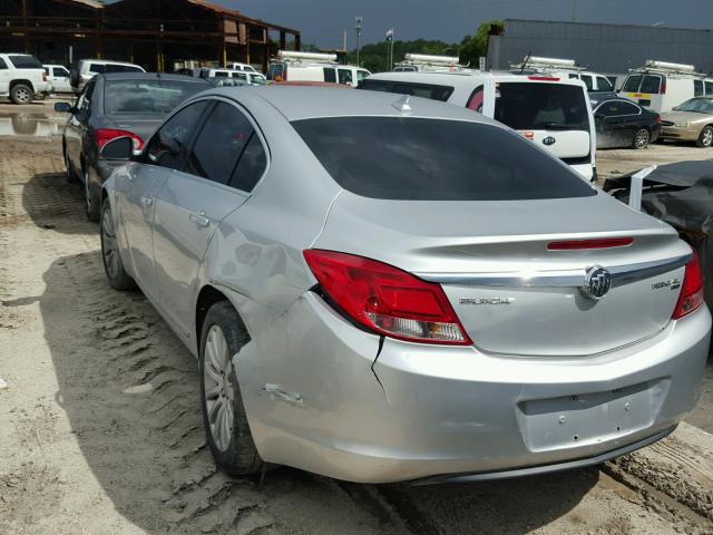 W04GN5EC6B1141288 - 2011 BUICK REGAL SILVER photo 3