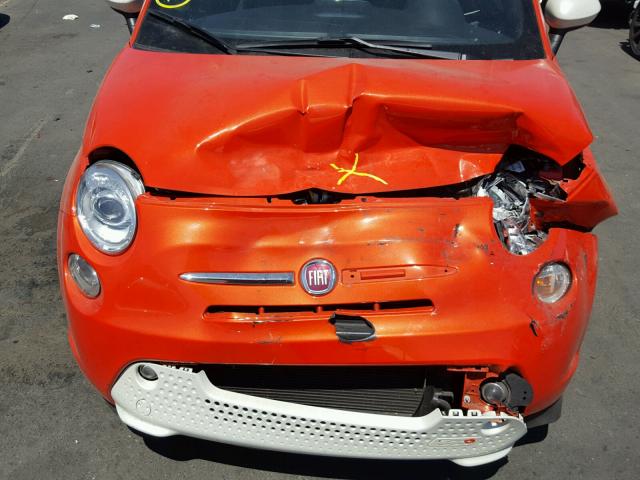 3C3CFFGE8HT546080 - 2017 FIAT 500 ELECTR ORANGE photo 7