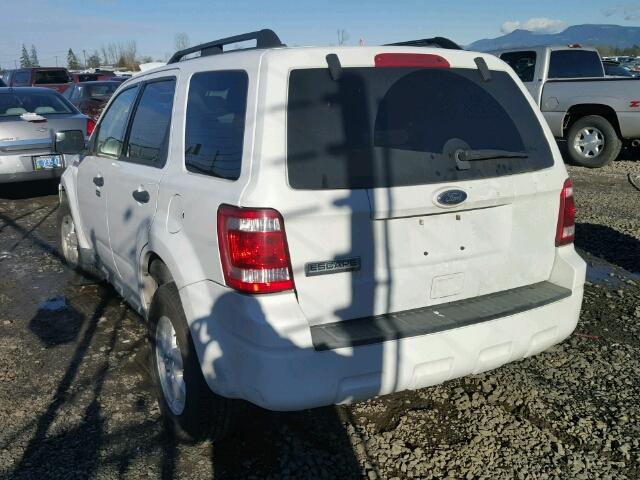 1FMCU0D79AKD21321 - 2010 FORD ESCAPE XLT WHITE photo 3