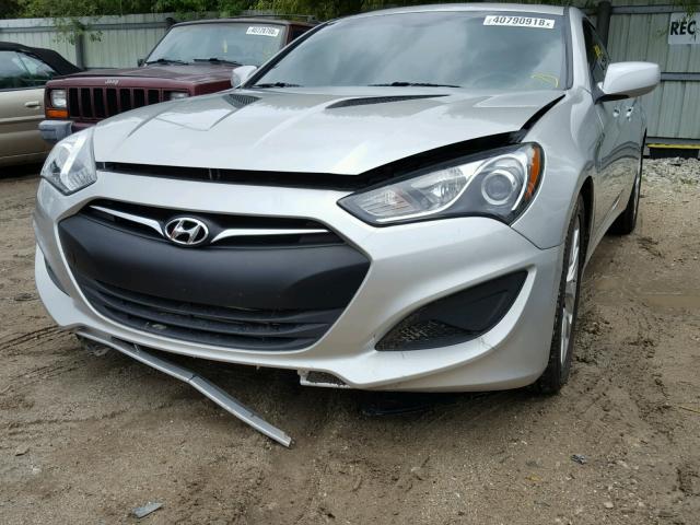 KMHHT6KD7DU088794 - 2013 HYUNDAI GENESIS CO SILVER photo 9