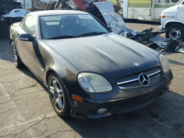 WDBKK66F03F277216 - 2003 MERCEDES-BENZ SLK 32 AMG BLACK photo 1