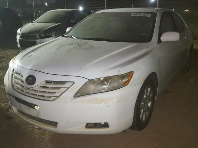 4T1BE46K09U840727 - 2009 TOYOTA CAMRY WHITE photo 2