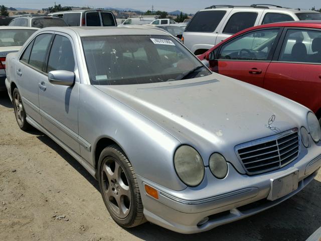 WDBJF70J12B486778 - 2002 MERCEDES-BENZ E 430 SILVER photo 1