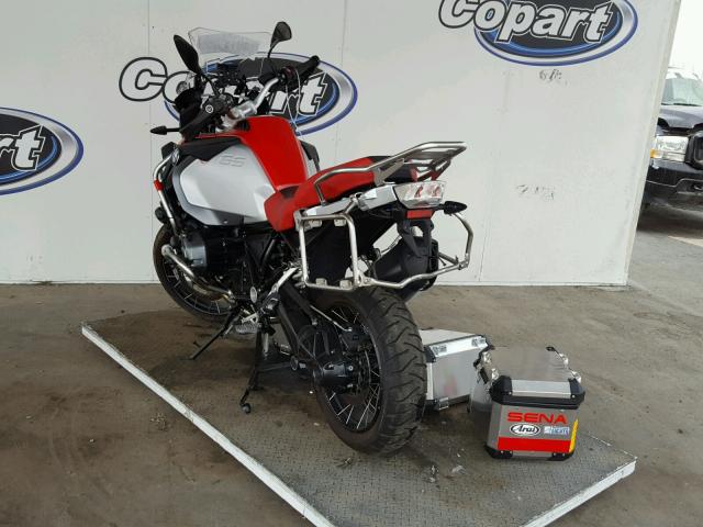 WB10A1204HZ666850 - 2017 BMW R1200 GS A TWO TONE photo 3