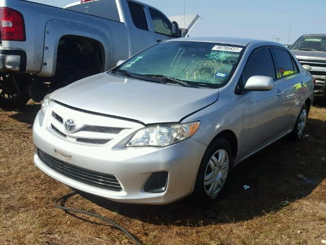 2T1BU4EE7BC566819 - 2011 TOYOTA COROLLA BA SILVER photo 2