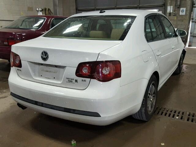 3VWRM71KX9M067880 - 2009 VOLKSWAGEN JETTA SE WHITE photo 4