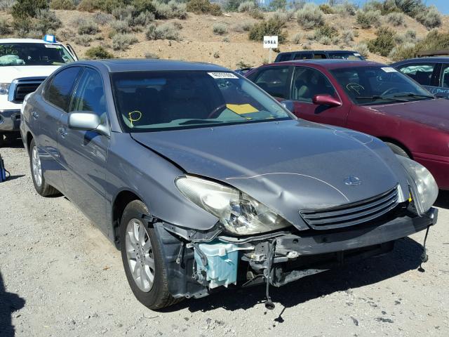 JTHBF30G520062579 - 2002 LEXUS ES 300 SILVER photo 1