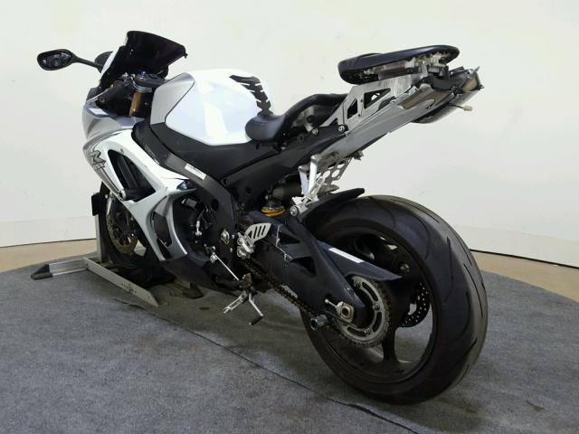 JS1GT77A382101931 - 2008 SUZUKI GSX-R1000 WHITE photo 6