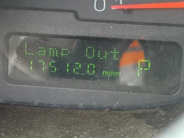 1LNHM86S43Y706159 - 2003 LINCOLN LS 白色 照片 8