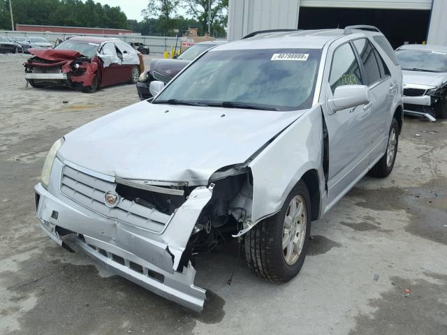 1GYEE637990149534 - 2009 CADILLAC SRX SILVER photo 2