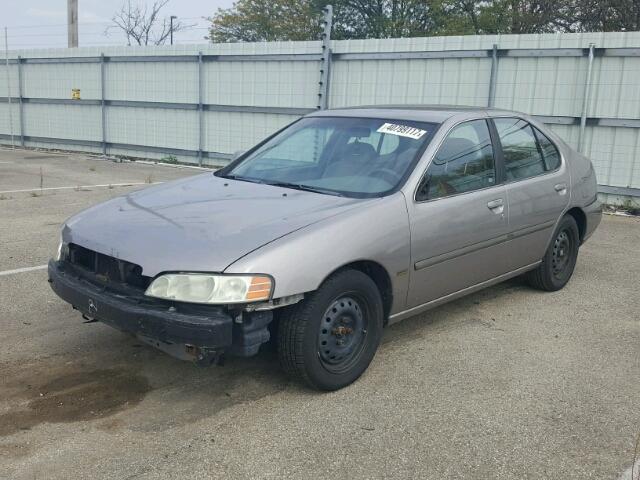 1N4DL01D31C187198 - 2001 NISSAN ALTIMA XE GRAY photo 2